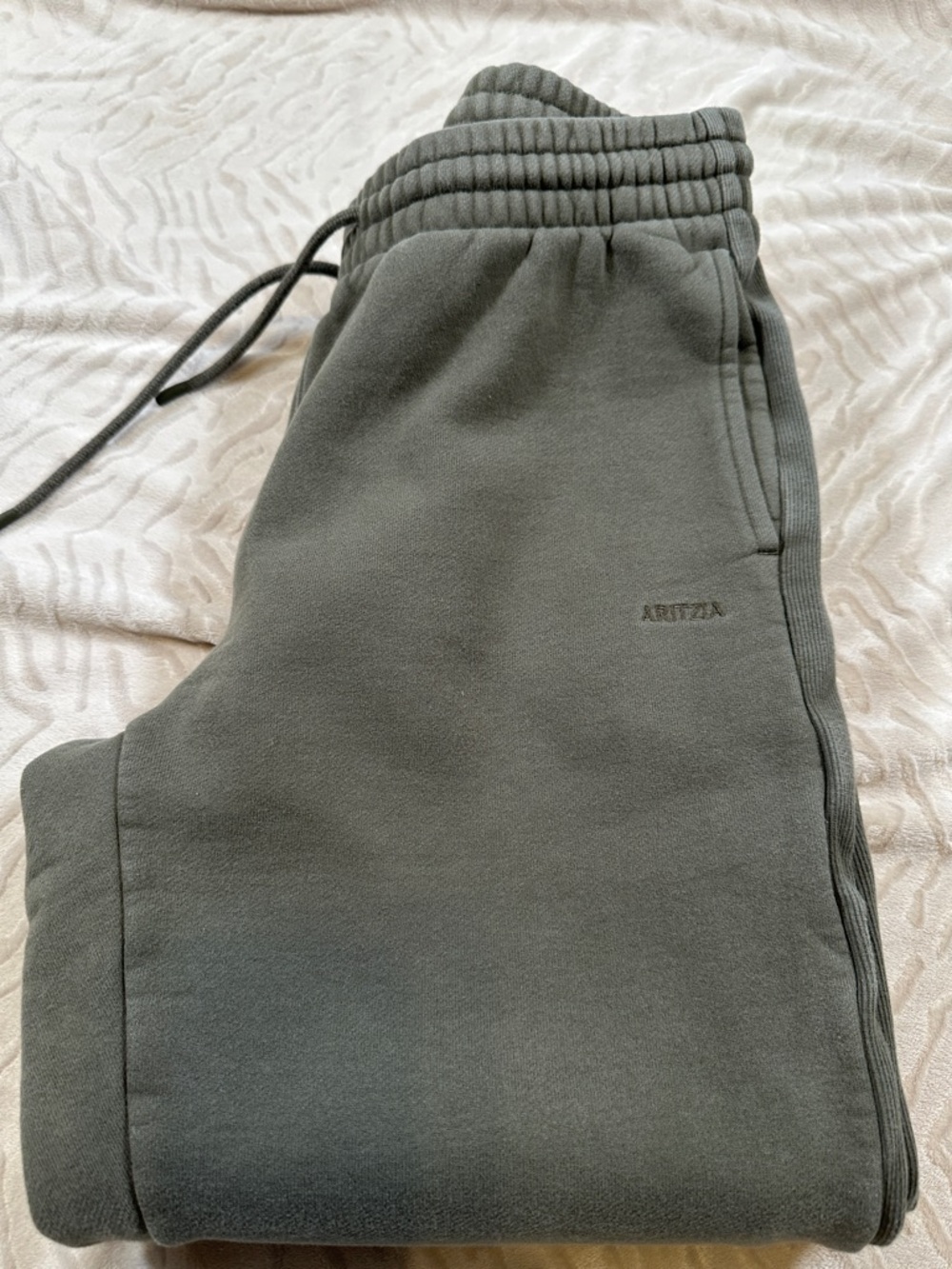 Aritzia Olive-Gray Ribbed Waist Track Joggers